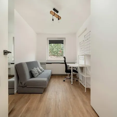 Apartman Cosy With Garden By Renters *